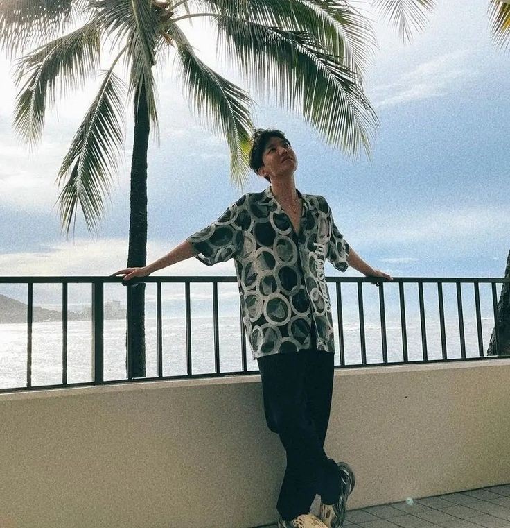 Gabriela_in's tweet photo. I'm so lucky to met a wonderful person like you.I wish you all the best on your special day, God bless you on your birthday,
Happy birthday my hope🇧🇷🌞❤️
 #HappyBirthdayjhope https://t.co/fBzoWDEq3H