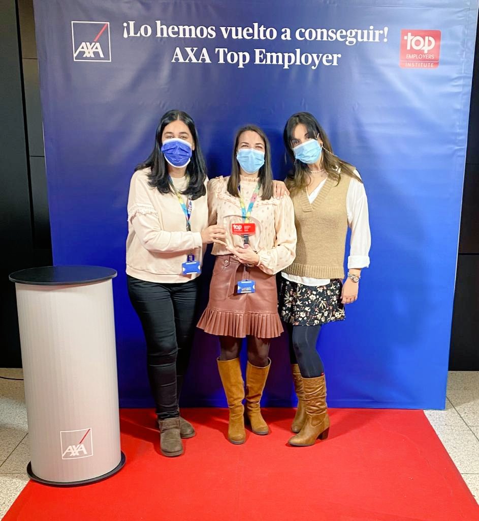 Enhorabuena a <a href="/AXASegurosEs/">AXA España</a> ya todos los que formamos la #familiaAXA por ser una año más #topemployers2022 #proudtobeaxa