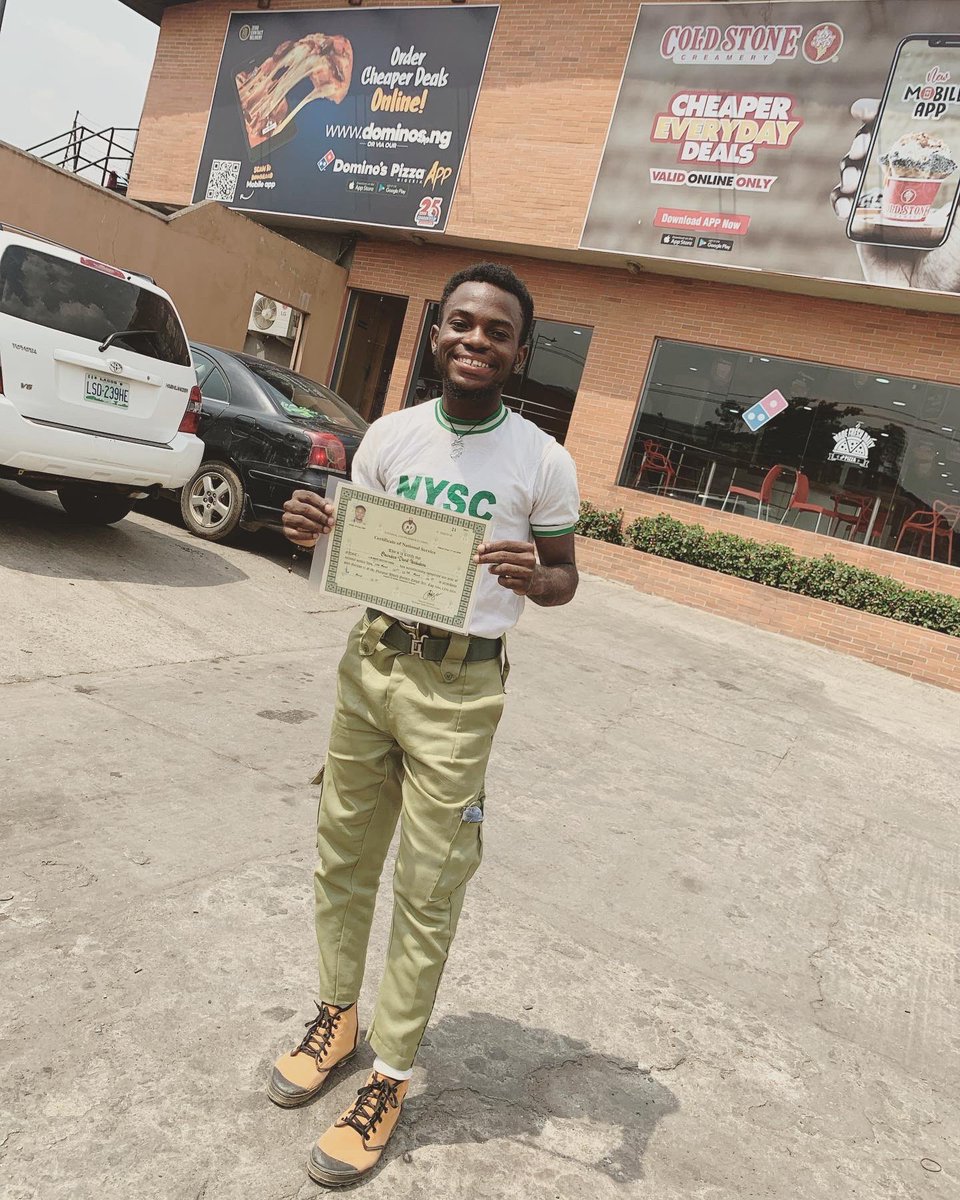 BobbieLex_'s tweet photo. Most of us who passed out from NYSC today, graduated since 2020 during the climax of the pandemic, some with online exams and online convocation, we were delayed for 8 months due to Covid-19, it was crazy.. 
but Thank God for everything! 
NYSC done and dusted! 😊💃🚀💯 https://t.co/e8d9WLtWm8