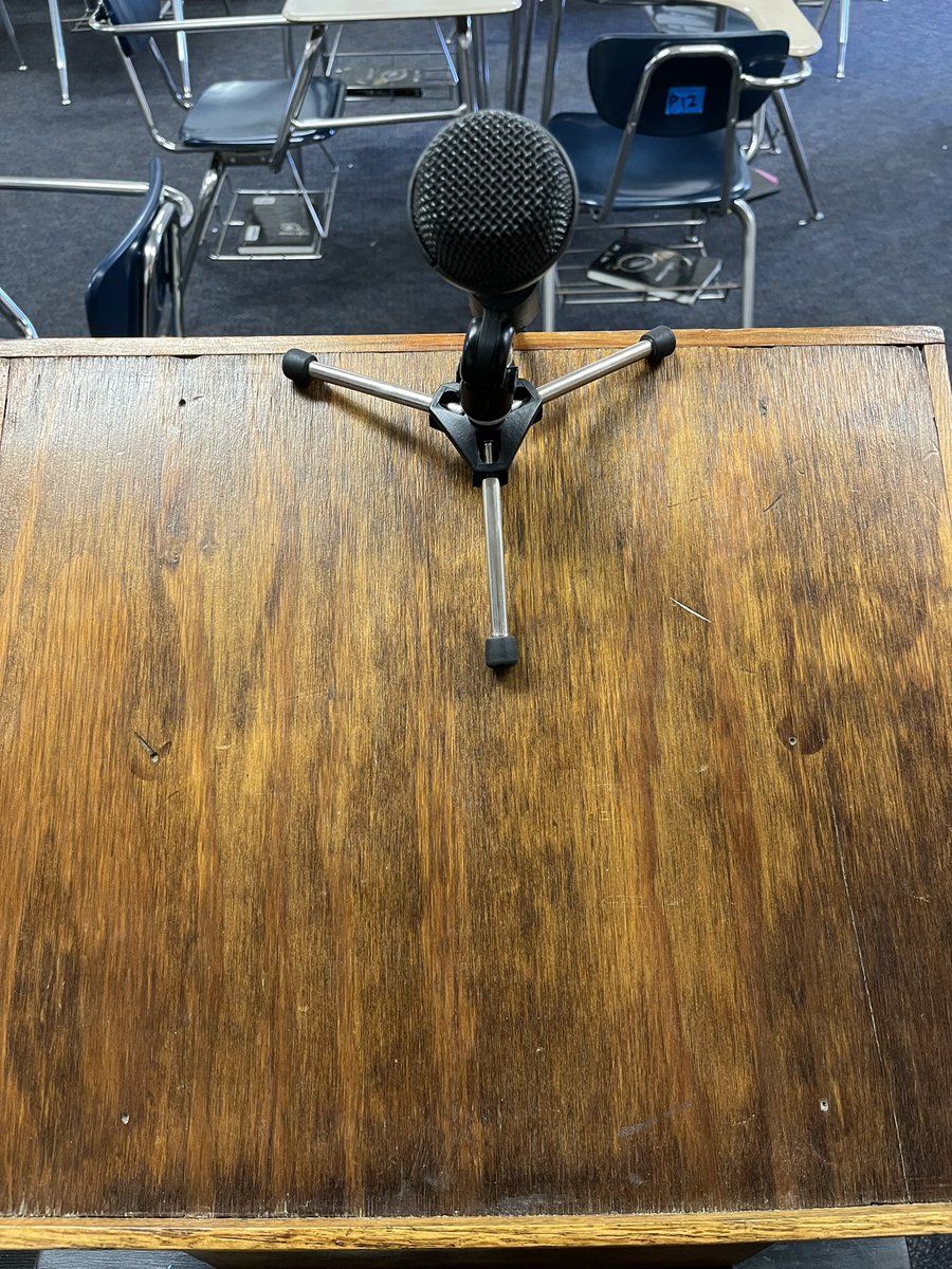 DrPhilipSwartz's tweet photo. 8th grade debates are coming soon. #omsd #vineyardstem #STEM #debate #middleschool #middleschoolgoals #iamateacher #beconfident https://t.co/auPVGlNk5F