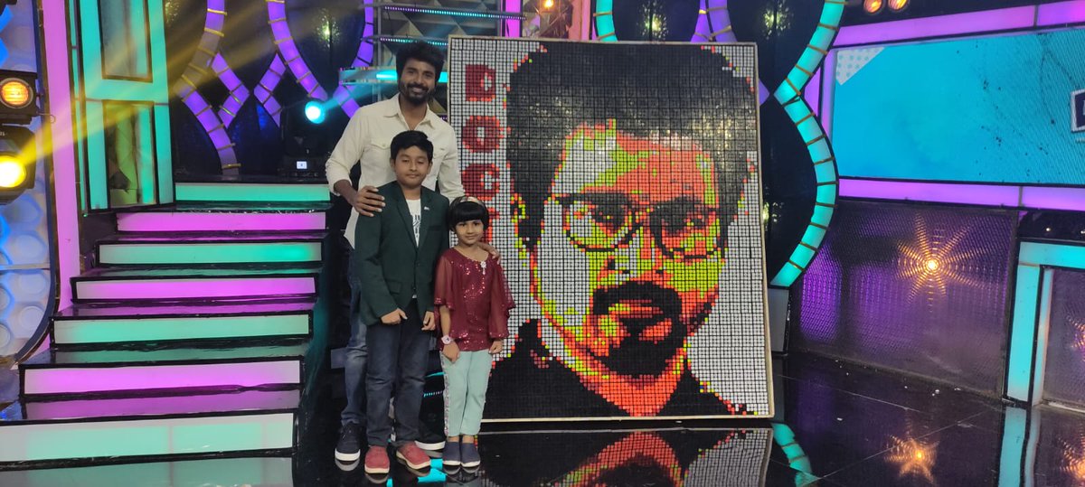 AnandR1998's tweet photo. Happy Birthday @Siva_Kartikeyan  Anna #HappyBirthdayPrinceSK 
#HappyBirthdaySivakarthikeyan Rubik's cube mosaic art of Siva Karthikeyan Anna @SKProdOffl @AllIndiaSKFC @SK_FansPage https://t.co/2lRa0Z15mX