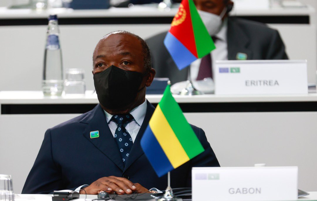 Les changements climatiques doivent constituer une opportunité plutôt qu’une menace.
Au #Gabon, nous agissons pour ne pas subir. 
Mais chacun doit faire sa part.
C'est ensemble, en étant solidaires, que nous réussirons!
C'est ce message que j'ai délivré lors du #sommetueua.