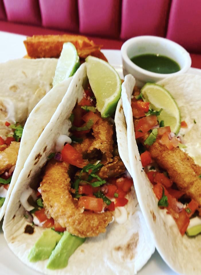 Little Red Rooster tweet media