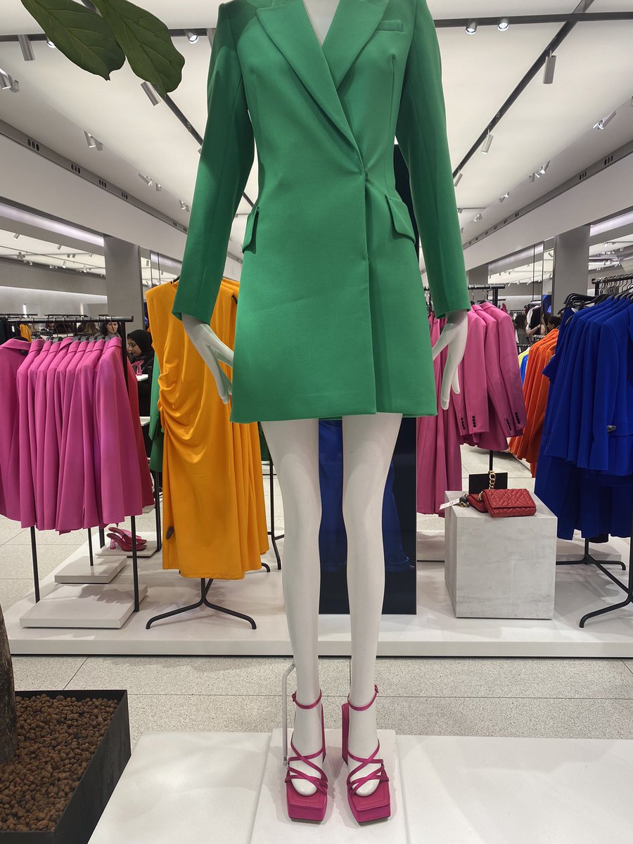 Dr Ellie tweet media