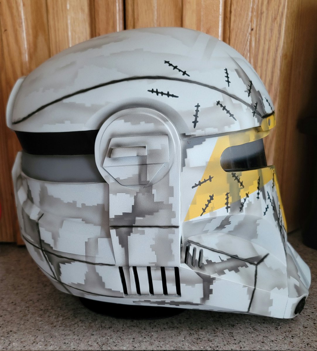 SWAUTOGRAPH's tweet photo. Before #TheMandalorian and @billburr gave us #spaceboston the closest connection we had to #starwars was Gregor, based on @BostonBruinsNHL great #GerryCheevers. These masks will be part of an autograph project. @dave_filoni @deebradleybaker #Boston https://t.co/IHRFKk3x31