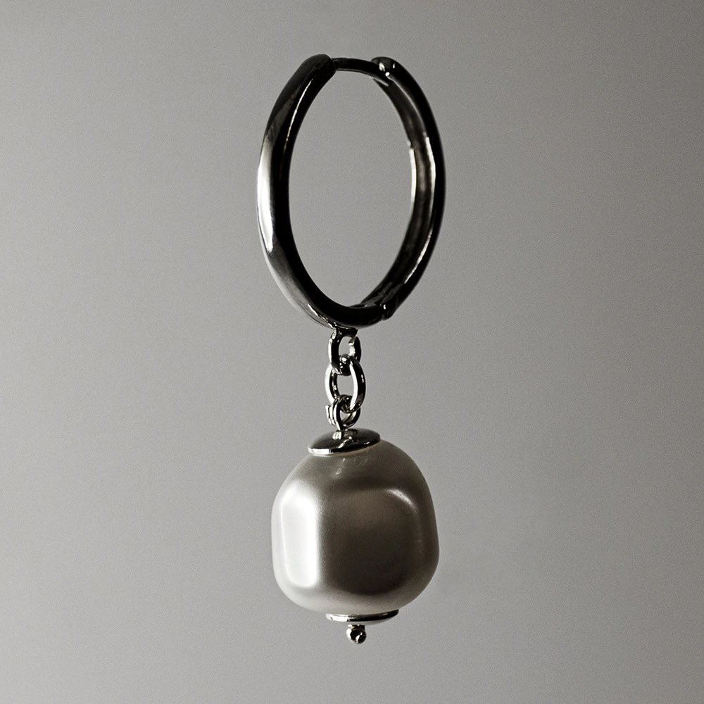 macabregadgets's tweet photo. #macabregadgets Pearl earrings - SALE: don’t miss up to 60% off at https://t.co/ZqXN3Mcgeu https://t.co/bikVF5QDPl