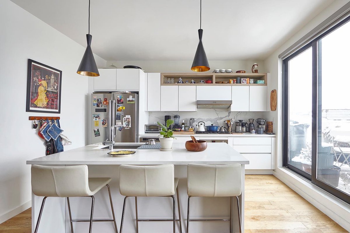 sidewalk_realty's tweet photo. Beautiful 2 Bedroom Condo in Greenpoint for $1.1 million. DM us for more details! #sidewalkrealty #greenpoint https://t.co/bjzNtviUlL