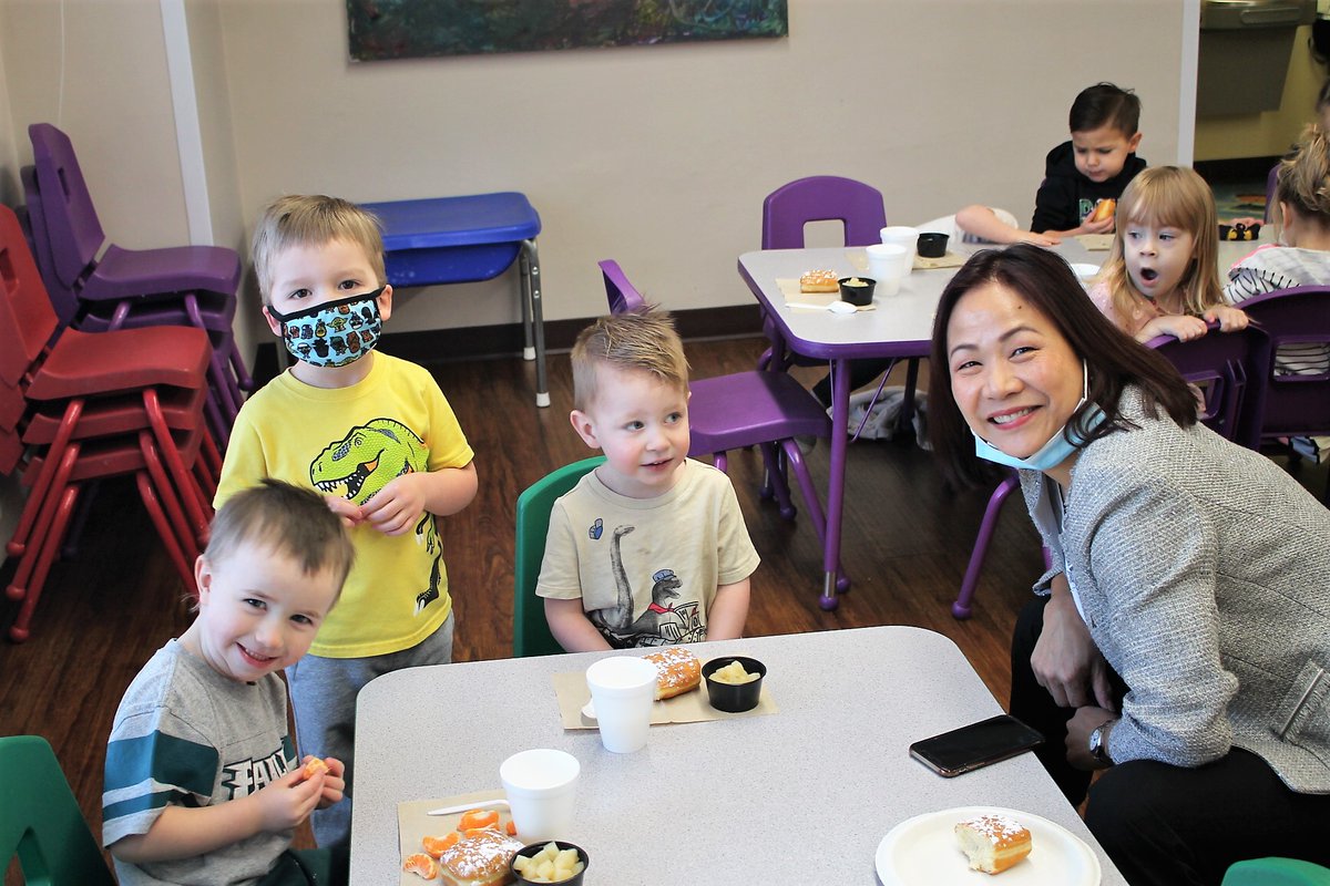 UNO_Chancellor's tweet photo. Thank you to the UNO Child Care Center for inviting me over for breakfast and a visit with our future Mavericks! They sure do have #MavSpirit! https://t.co/t5PhVWBqIL