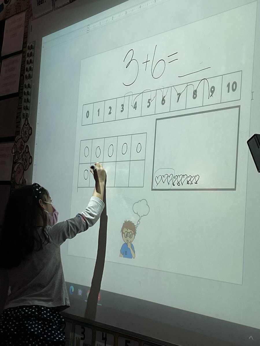Mayra_Rdz87's tweet photo. Talking problems out and helping each other solve them is always so helpful especially when we each have our own strategy of preference. #lifeinkinder #alwaysapanther #teachinginapandemic #juntosbrillamos @AAlexanderElem https://t.co/YteHZ9QpUK