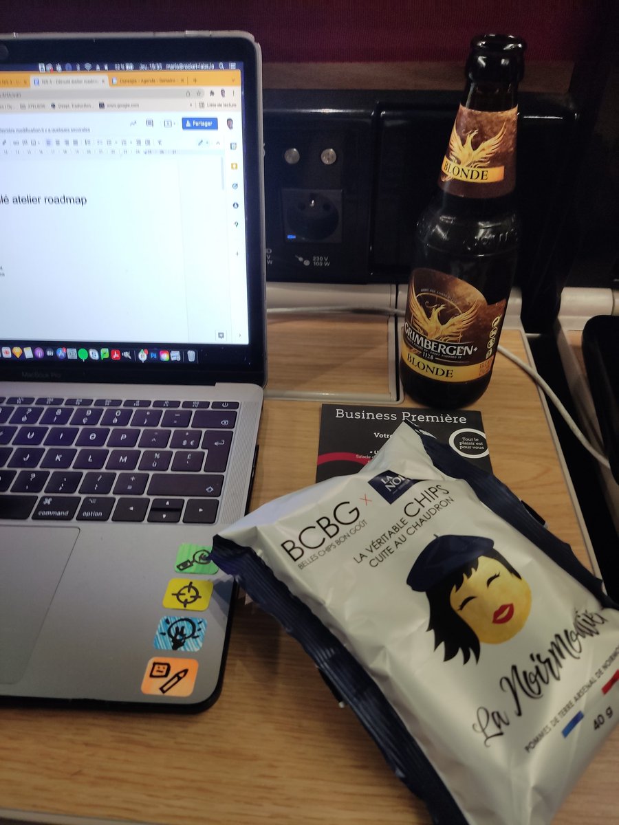 Même si la nouvelle application  <a href="/SNCFConnect/">SNCF Connect</a> n'es pas de tout #ux , il faut admettre que <a href="/SNCF/">❌</a>  fait des efforts pour améliorer l'expérience à bord de ses trains.
En business premier on a droit (à second dès horaires de voyage) au petit déjeuner, le déjeuner ou l'apéro offert !