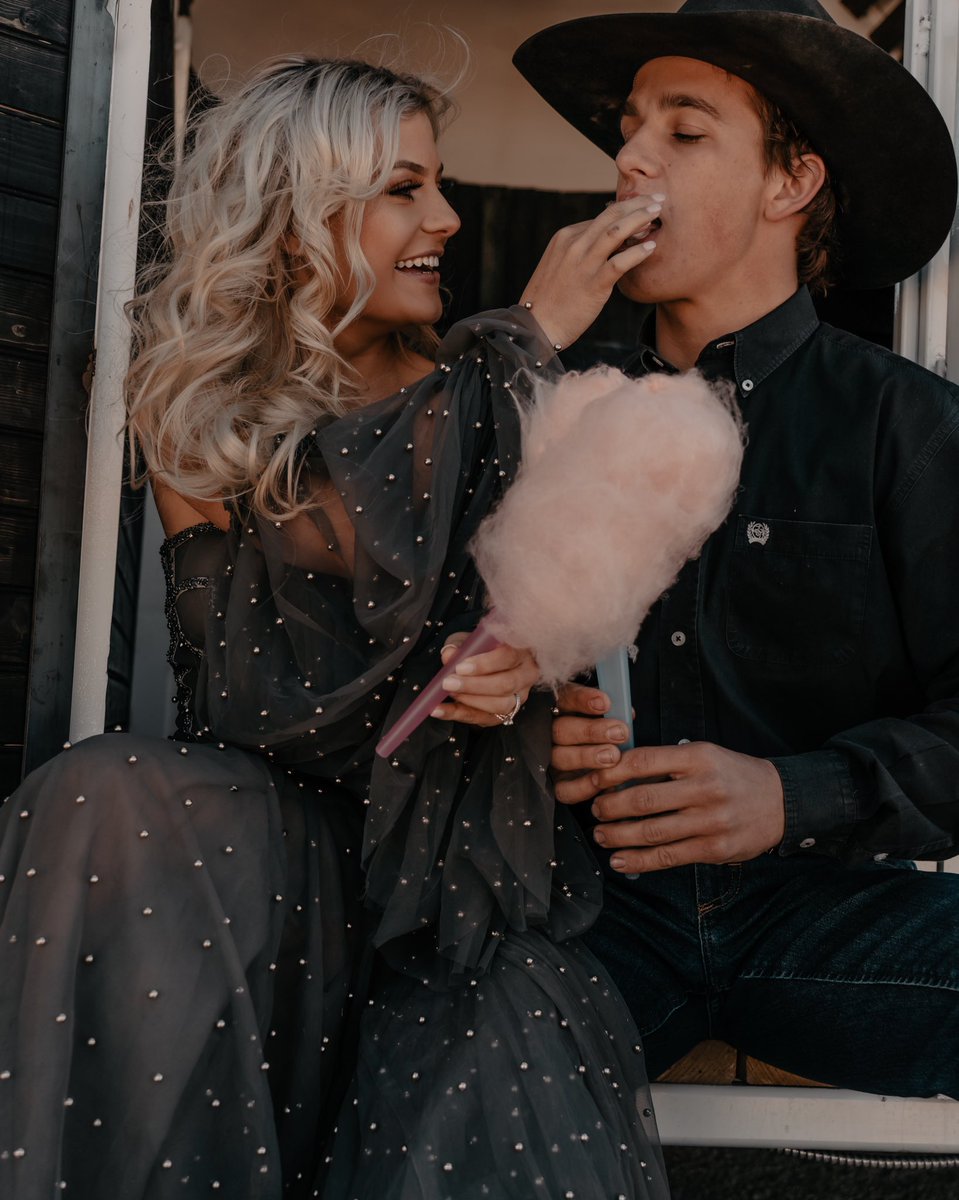 partycrasherco's tweet photo. cotton candy 🍭 https://t.co/JeBTMb2wfO