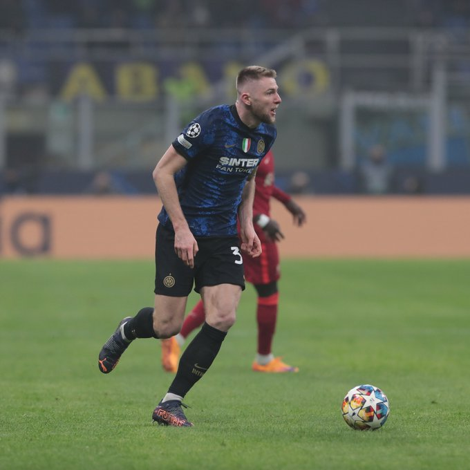 ManassesBasilio's tweet photo. Skriniar: "Na Champions, as partidas decidem os detalhes. 
"Criamos muito e não marcamos nenhum gol. É uma pena todo esse esforço.
Dominamos o jogo e terminamos por nada. 
Ainda hoje vimos que a Inter consegue enfrentar qualquer um."

#Inter #Skriniar #UCL https://t.co/mNlpxSHf5V
