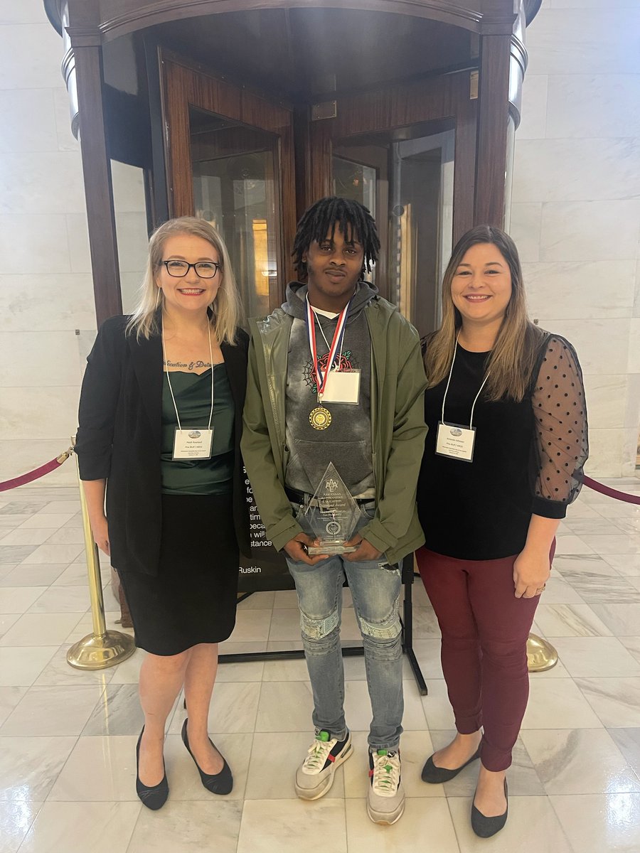 Congratulations to Trevion Ringo, student at Flex Academy, Pine Bluff School District recipient of the Diamond Award at the Alternative Education Day at the Capitol.  Pictured with him is Heidi Rowland, Flex Academy Principal, and Amanda Johnson, Academies Counselor.