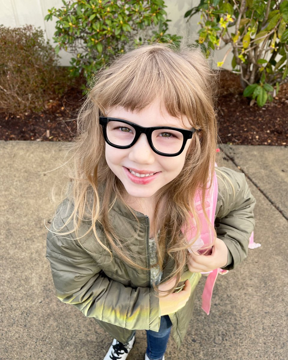 jjjjordane's tweet photo. for career day, this little beauty wants to be @mrBobbyBones and travel the world! #breakingbobbybones @bobbybonesshow can’t wait for his surprise show this summer, but also hoping a season 2 comes out as well! https://t.co/CONTT0i3Vx