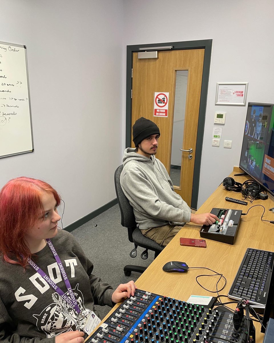 gary_rose's tweet photo. #CDMPTV #DSFCTVStudio club running itself again.
#BTEC @btecstudents @teachBTEC #BTECCDMP https://t.co/QTmfSho1qi