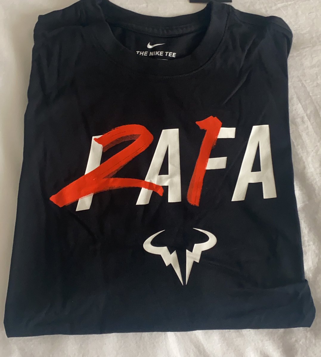 pointnadal's tweet photo. My shirt just arrived!!😍 #VamosRafa https://t.co/AfwNeXBFi0
