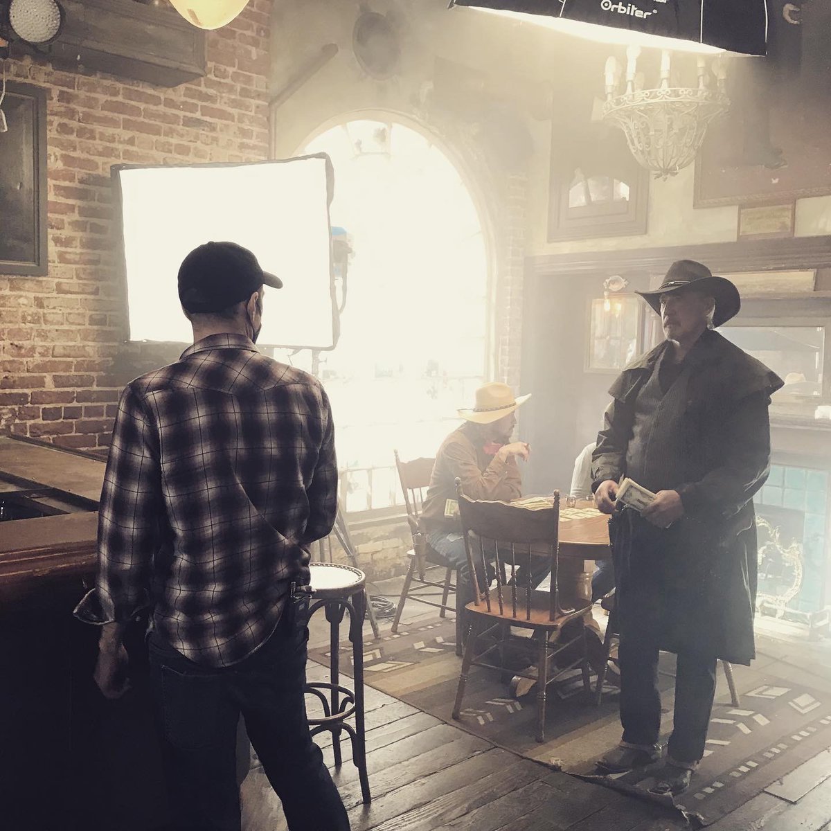 SamysDV's tweet image. In a partnership between #ARRI &amp;amp; Samy’s, Christopher Probst, ASC sets up a shot on set to demonstrate the @ARRIChannel #Orbiter in a Western saloon.

#cinematography #BehindTheScenes #filmmaking  @samys_camera @ARRI_PCA