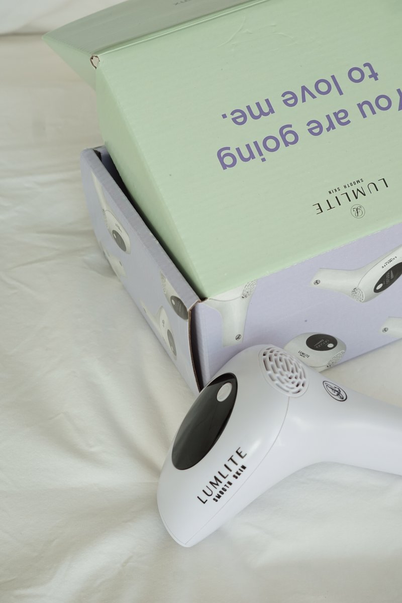LUMLITEmx's tweet photo. Conoce LUMLITE! Una máquina para realizar depilación láser desde tu casa.. https://t.co/NjYvBmdSOd