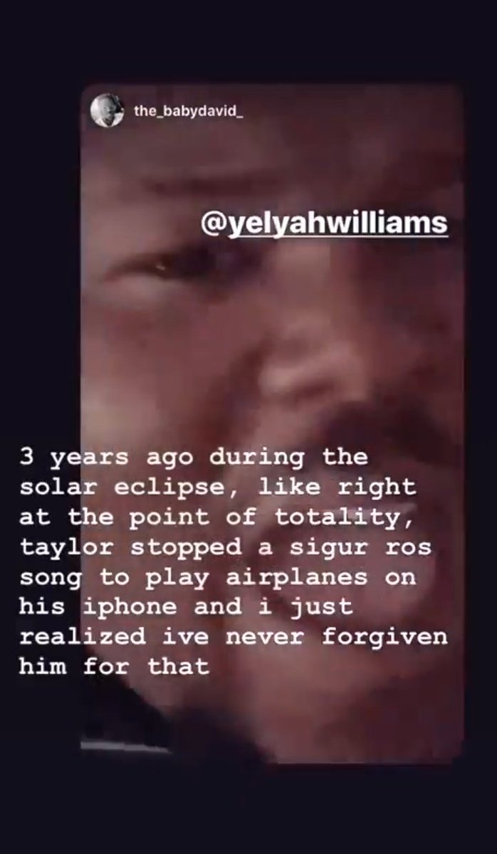 paramorecontext's tweet image. taylor york why..