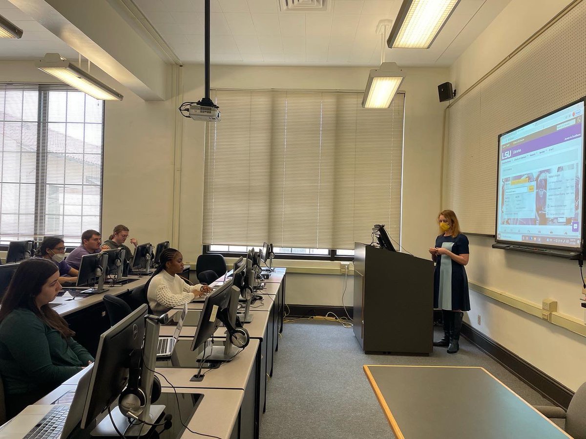 SpanishLSU's tweet photo. Thank you for visiting us, Marty Miller,@lsulibraries - @LSUHSS @SpanishLSU @LSUWorldLang #Spanish #SpanishResearch #SpanishLiterature https://t.co/n0woRgl97s