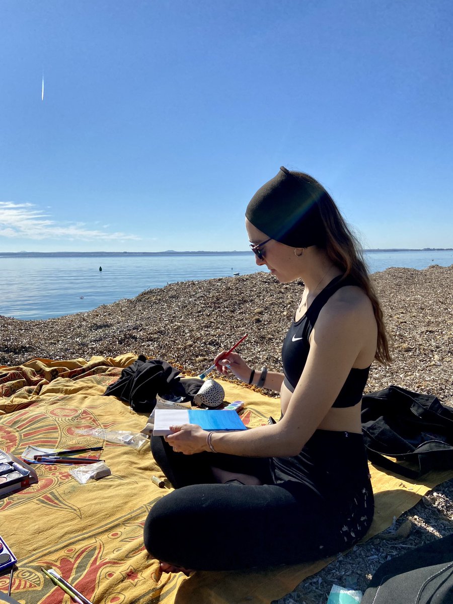 neusigual's tweet photo. d’avui prenent es sol https://t.co/k94MgvpBMN