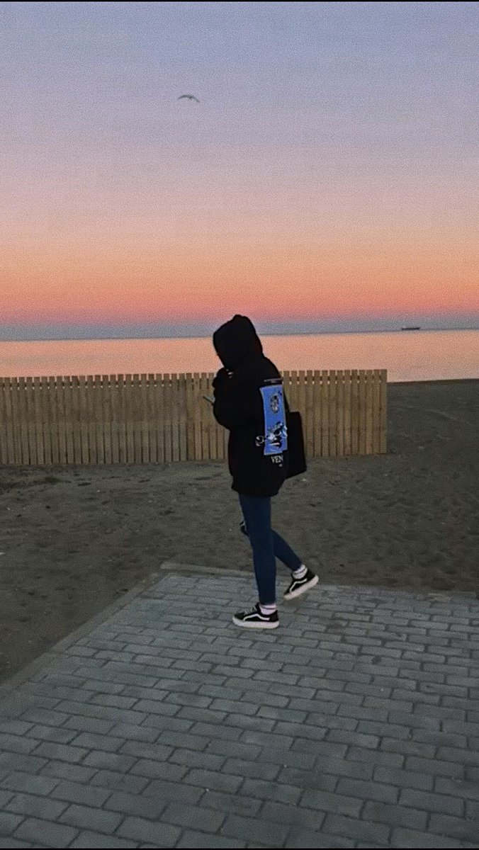 a twitter también que son preciosas <3