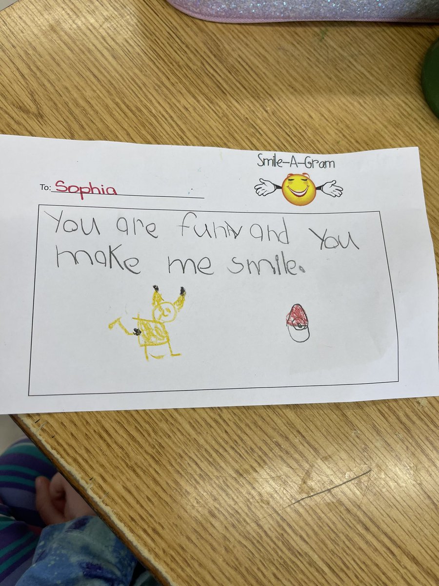 ejrussell2's tweet photo. Smile-A-Grams in 4th &amp; 2nd Grades! #EJRShiningStars https://t.co/rf6nS2UOHh