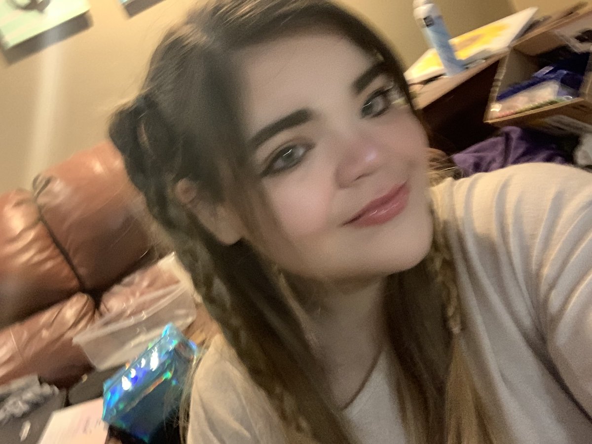 brinasgrace99's tweet photo. @SabrinaAnnLynn #selfiesforfasttimes https://t.co/zOrhUDXrRb