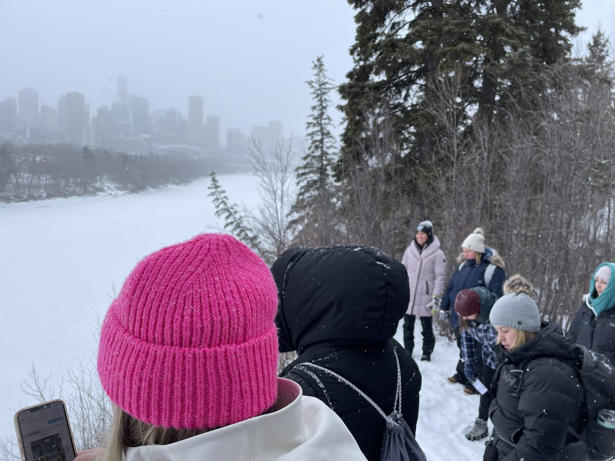 EtiennaLafferty's tweet photo. Learning about peaceful co existence as #yeg and #treaty6 people. It starts with understanding the deep spiritual and cultural roots Indigenous people have in this place. @EvergreenCSSD Lead teachers consider making historical learning a heart experience. #foundationalknowledge https://t.co/79Gr1s1Wnj