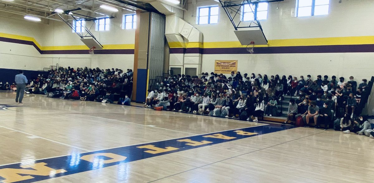 We had a full house for today’s @PattonHawks spring sports meeting and “Meet the Coach Day”! 

Can’t wait to get outside and get started on March 14th. Go HAWKS!
