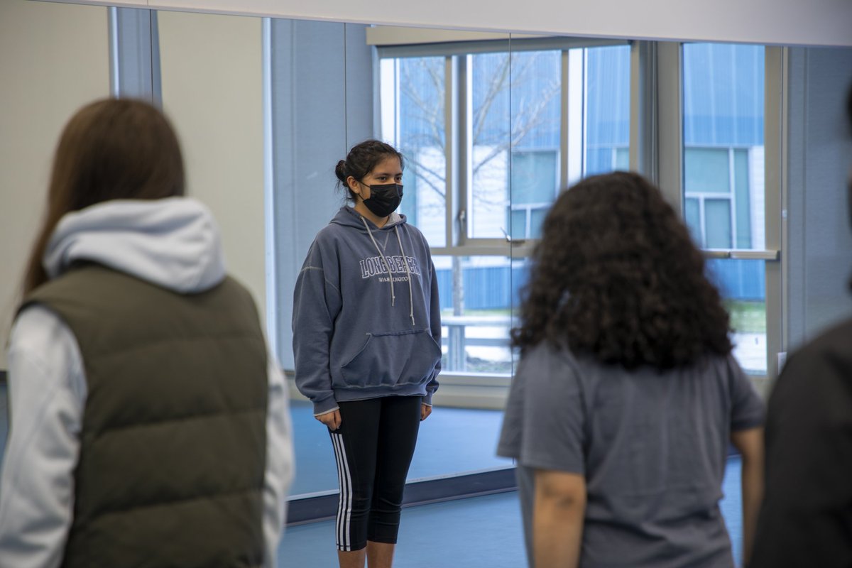 FWPS210's tweet photo. Junior cadets in Federal Way High Schools Air Force JROTC program are introduced to air and space professions while learning leadership, camaraderie, and community service, and more. Scholars have access to military resources — all without a commitment to serve in the military! https://t.co/Wekt7FTbzc
