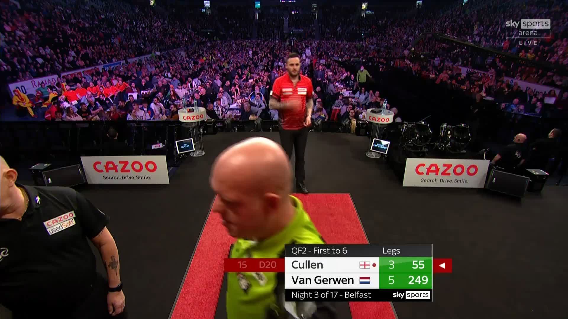 PDC Darts on Twitter "𝗠𝘃𝗚 𝗦𝗧𝗨𝗠𝗕𝗟𝗘𝗦 𝗢𝗩𝗘𝗥 𝗧𝗛𝗘 𝗟𝗜𝗡𝗘! Michael van Gerwen