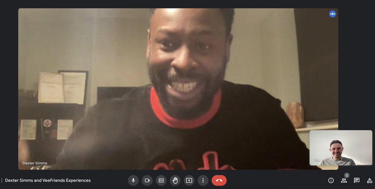 DEXTER !

love u frogs! veefriends.com/explore?$filte…