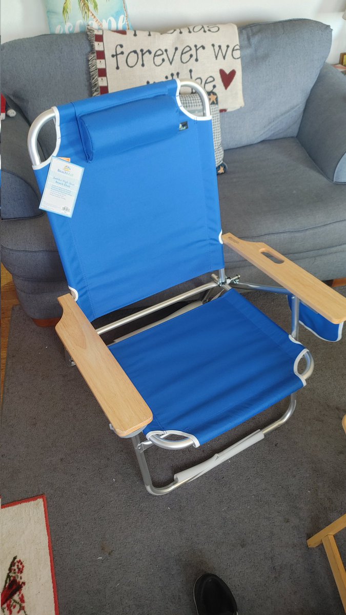 Sun_Lover29's tweet photo. New beach chair just arrived. Who else is ready for beach season?
@NudeLeaseOnLife @skinnydipday #GunnisonBeach #SandyHook #LighthouseBeach #SmithPoint
🌞🌊🌴🍹⛱️ https://t.co/HkLPwP6Pi7