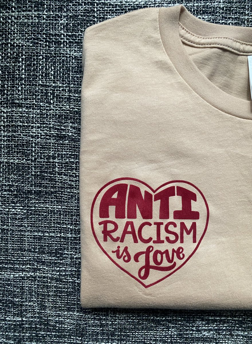 I’m ready to wear my shirt, but have nowhere to go! 😂 Maybe I’ll put it on and just walk around the hotel at #NASP2022 🤨🤷🏽‍♀️