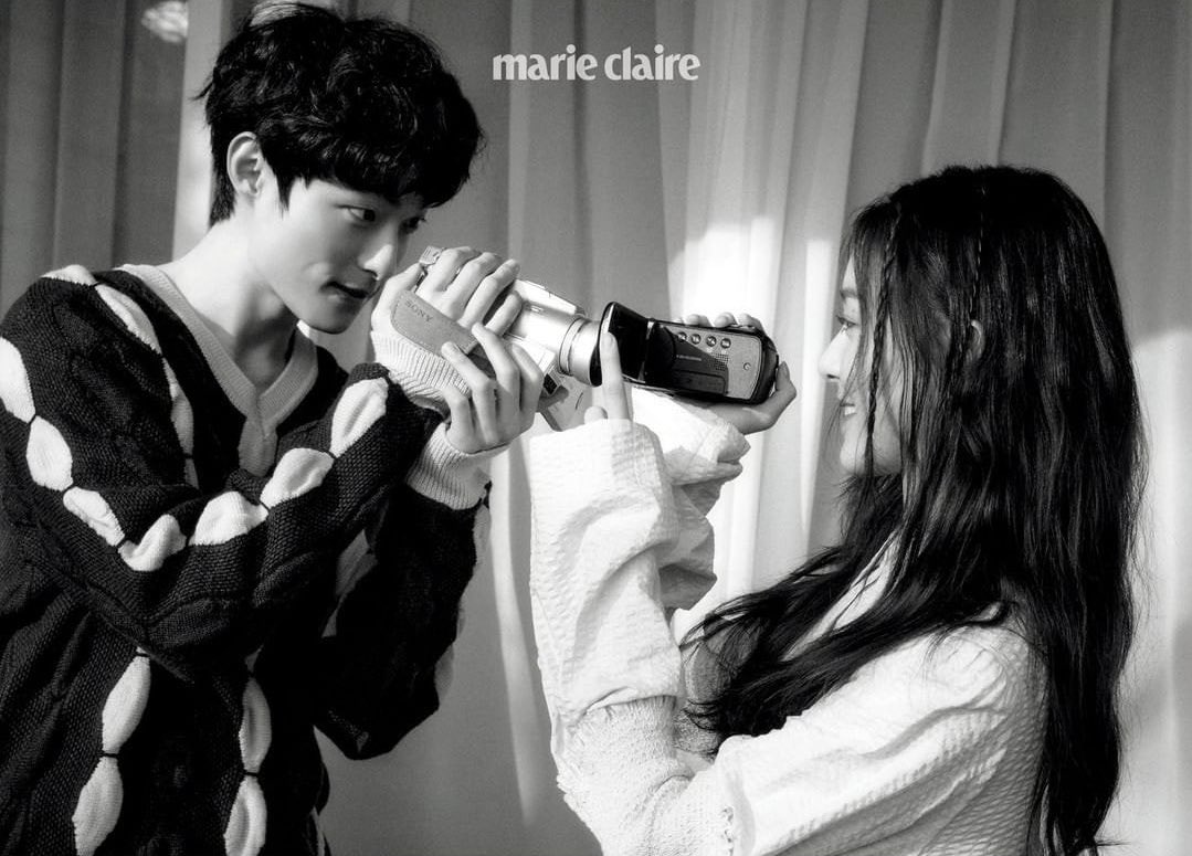 청산온조 수혈 중........ 캠코더 짤 너무 예쁘다