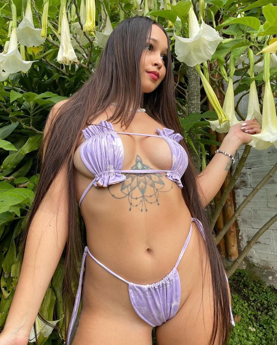 JhoanaOrozzcoo's tweet photo. RT y ayúdame a impulsar mi nueva cuenta de twitter! 
@JhoanaOrozzcoo 

¡RETWEET mi publicación y envíame un mensaje privado con la palabra "SQUIRT" para obtener 10 nuevos videos de semen y 5 nuevas fotos sin censura gratis!
MIRA MI TRANSMISIÓN EN VIVO: https://t.co/D2PsrHddT3 https://t.co/qnHPXahh9a