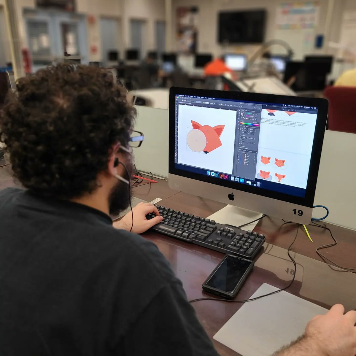 RMTCPirates's tweet photo. What were you doing tonight? Our evening students are driven by the dream of a career in a year. They are fueled with passion and the little bit of cafecito along the way. This too csn be your evenings @rmectc #hvav  #facialskincare  #nailstech   #diesel  #3danimationtechnology https://t.co/9gG0uEf4fd