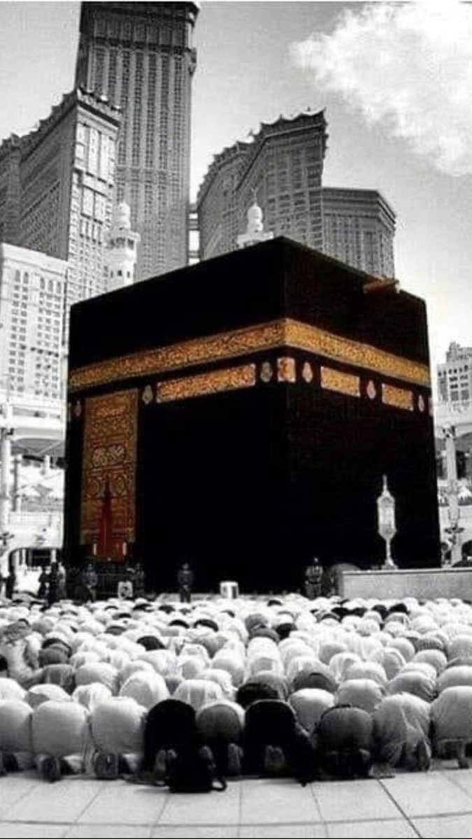 Neena_Alli's tweet photo. السلام علیکم🌹
حضرت انس رضی اللّه عنہ روایت کرتے ہیں کہ رسول اللّهﷺ نے ارشاد فرمایا

آزمائش جتنی سخت ہوتی ہے اس کا بدلہ بھی اتنا ہی بڑا ملتا ہے
بیشک ❤️
اللہ ہم سب کو آسانیاں عطا فرمائے رحم فرمائےاور آسانیاں تقسیم کرنے کا شرف بخشے.
آمیـــــــــــــــــن یا رب العالمیـــــن ❤️ https://t.co/bH5hxBIDFI
