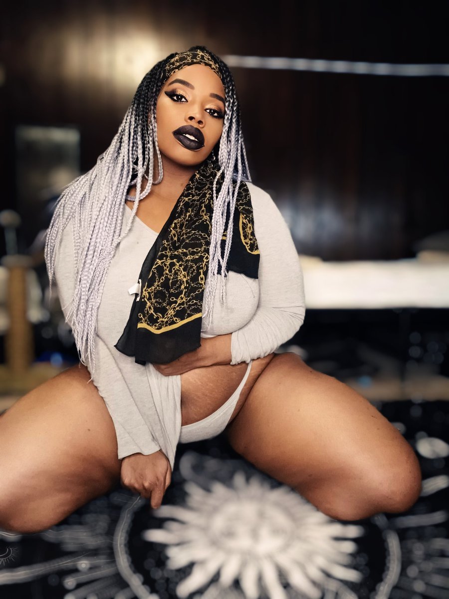 MarroonMercy's tweet photo. #sellingcontent #buyingcontent #pantyfettish #sellingsessions #preggoporn #GothicSlut #cosplayslut #camgirl #snap #snapchatprem #onlyfans https://t.co/2WBpNboW6g