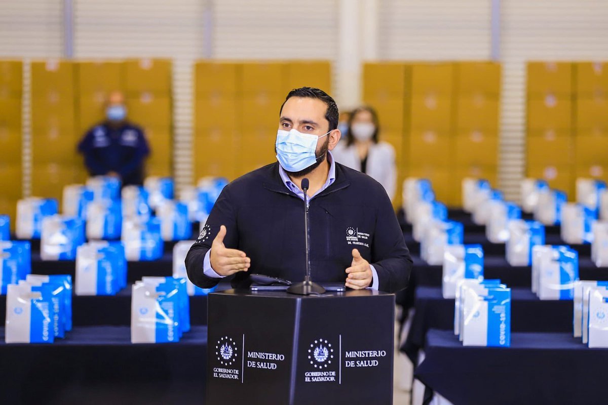 Gobierno_SV's tweet photo. El Ministro @FranAlabi anuncia la adquisición de cuatro millones de tabletas del medicamento antiviral Molnupiravir, fármaco que se comercializa en países como Estados Unidos para combatir al #COVID19 con un precio que oscila los $100 y $200. https://t.co/VQhvu1Uzgx