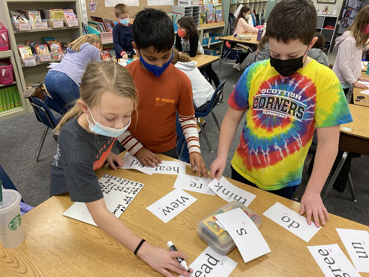miss__keating's tweet photo. Piecing together words to practice our prefixes and suffixes. ✏️ @sceDCSD @DublinSchools https://t.co/6JJBneaD73