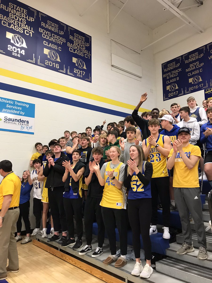 👀Check out that student section! 👀

Way to cheer the Warriors to a VICTORY tonight, throwback style! 
#GoWahooBlue