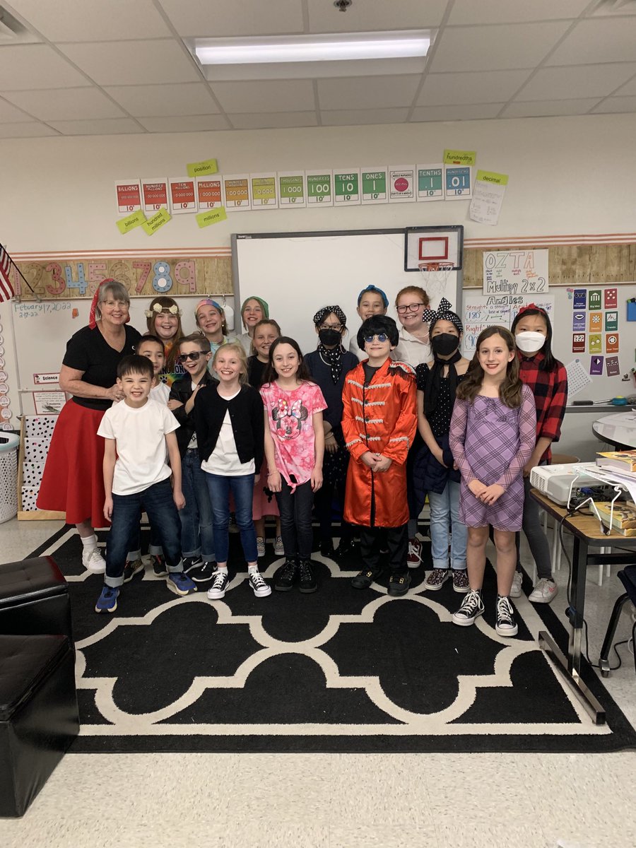 Music program was a BLAST! Mrs Reed is the BOMB!!These kids rocked it! #WESROARS ⁦<a href="/Wellington_Elem/">Wellington ES</a>⁩ ⁦<a href="/MrsReedMusic/">Wellington Music</a>⁩