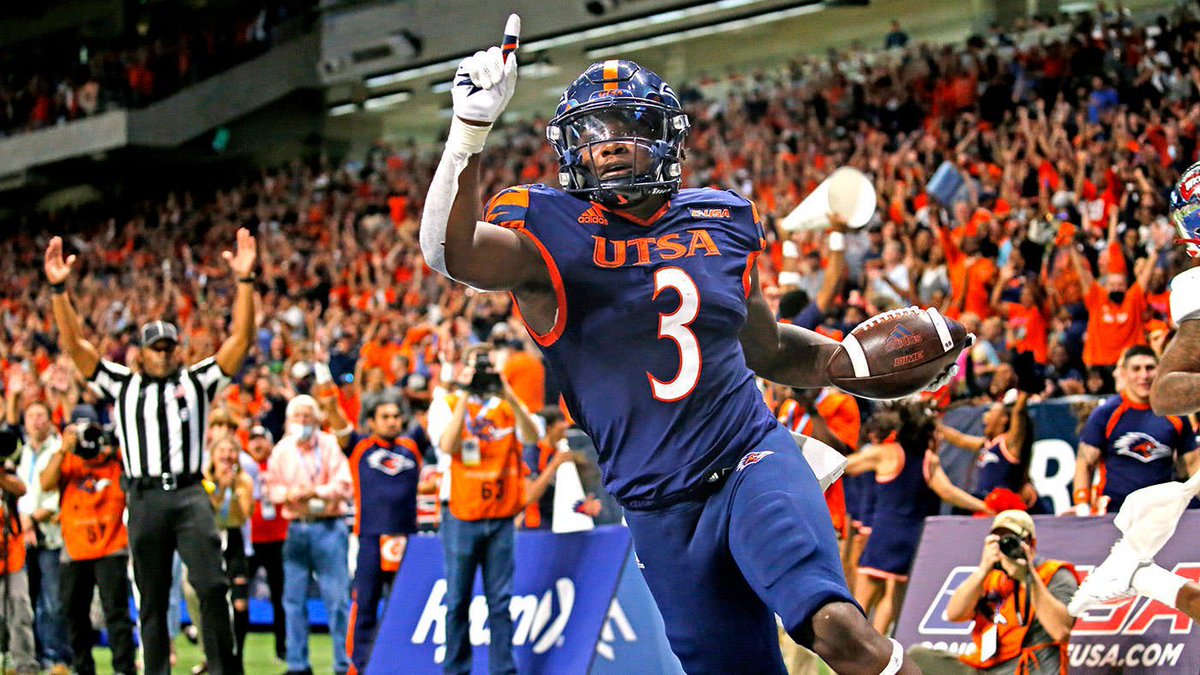 After a great conversation with <a href="/CoachJessLoepp/">Coach Jess Loepp</a> , I am blessed to receive to a offer from <a href="/UTSAFTBL/">UTSA Football 🏈</a>