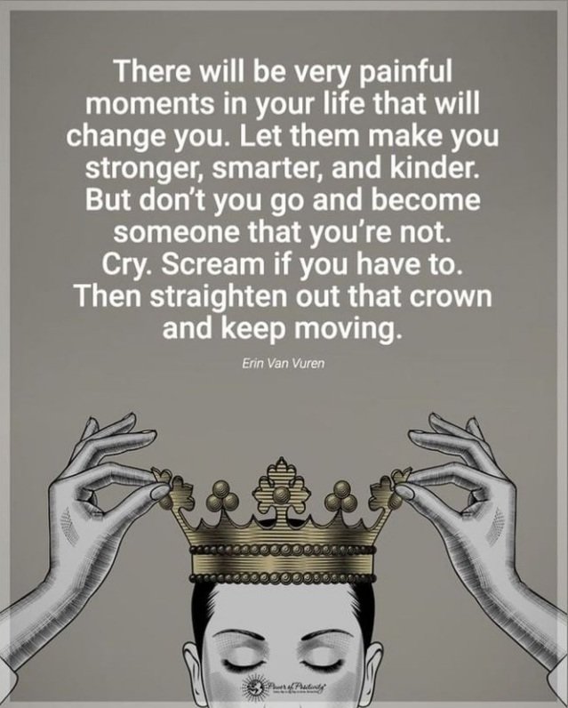 ReneeTaryn85's tweet image. The crown 👑 is heavy but the queen is strong 💪🏽 #wekeepitmoving