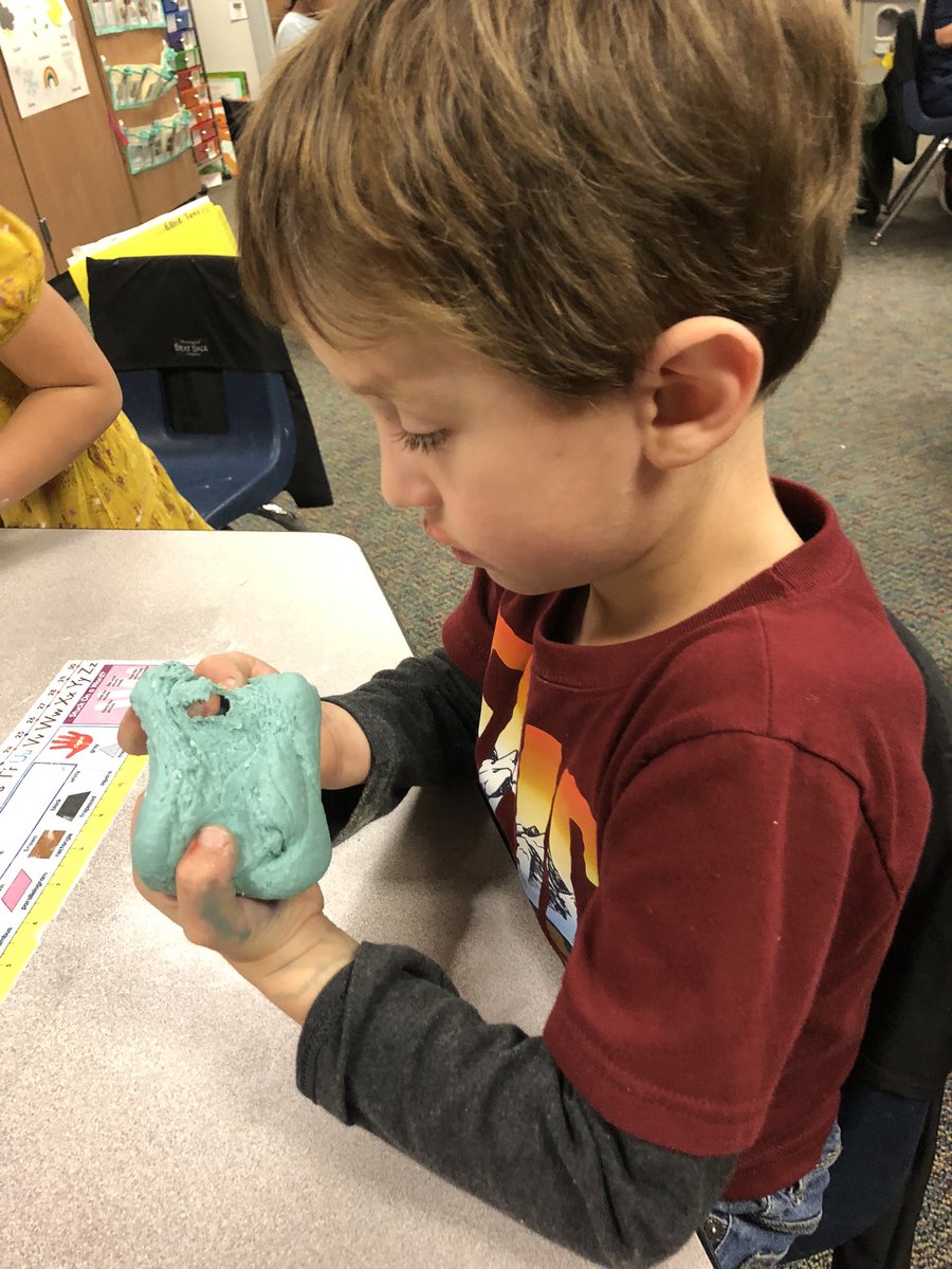 Cassandra Wolfe tweet media