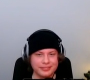 Who turned my guy prezoh into a tomato 😭