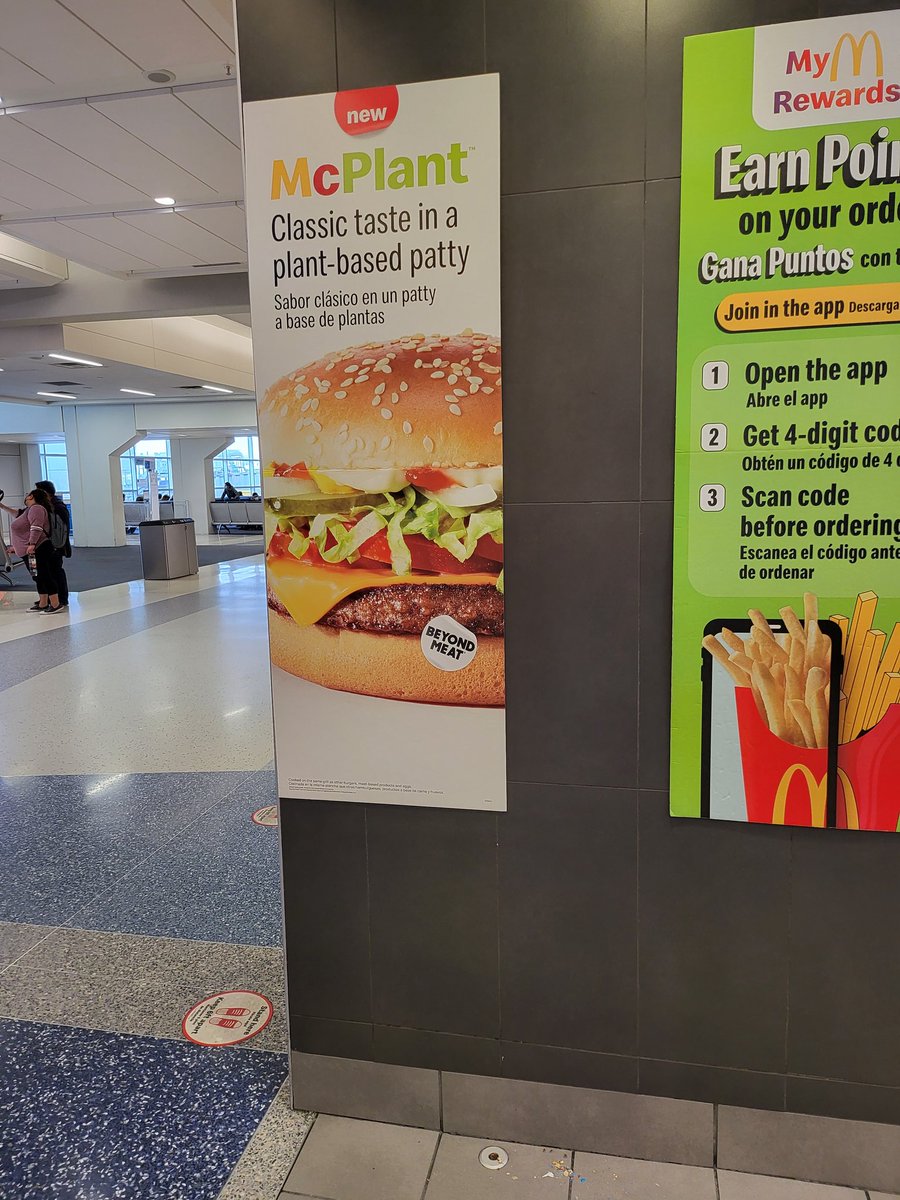 PapaKoz19's tweet photo. @McDonalds   McPlant time baby!!  It was so good!  PLEASE go nationwide with this so we can have outside of Dallas!  #McPlant https://t.co/KylAAL820C