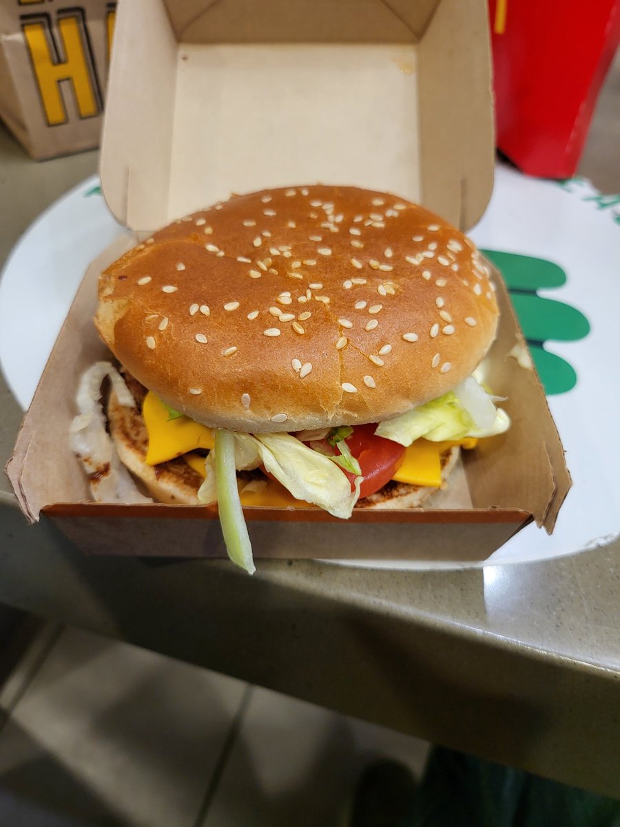 PapaKoz19's tweet photo. @McDonalds   McPlant time baby!!  It was so good!  PLEASE go nationwide with this so we can have outside of Dallas!  #McPlant https://t.co/KylAAL820C